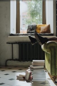 How to Create a Cosy Reading Nook at Home